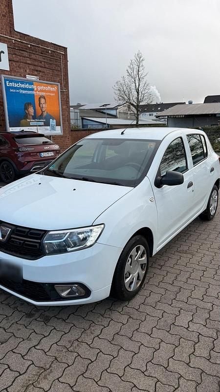 Gebraucht Dacia Sandero 86 PS (63 kW) 2018 Weiß Limousine