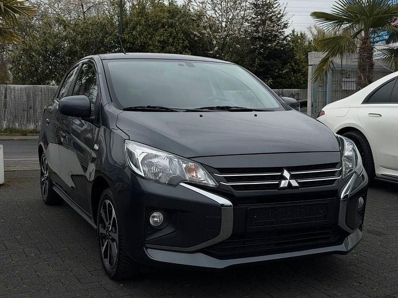 Second-hand Mitsubishi Space Star Select+ 71 CP (52 kW) 2023 Gri Hatchback