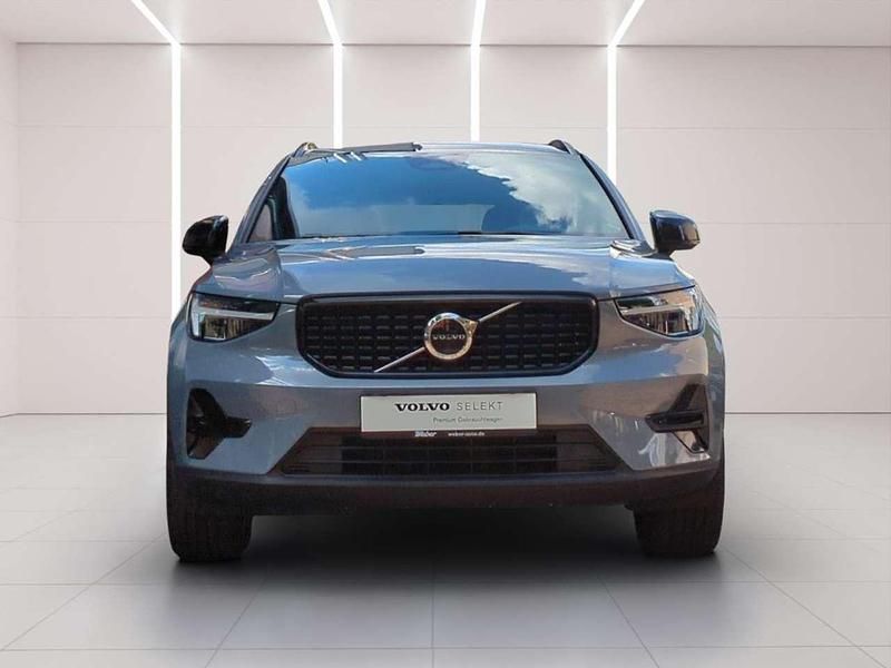 Gebraucht Volvo XC40 Plus 163 PS (119 kW) 2022 Grau SUV