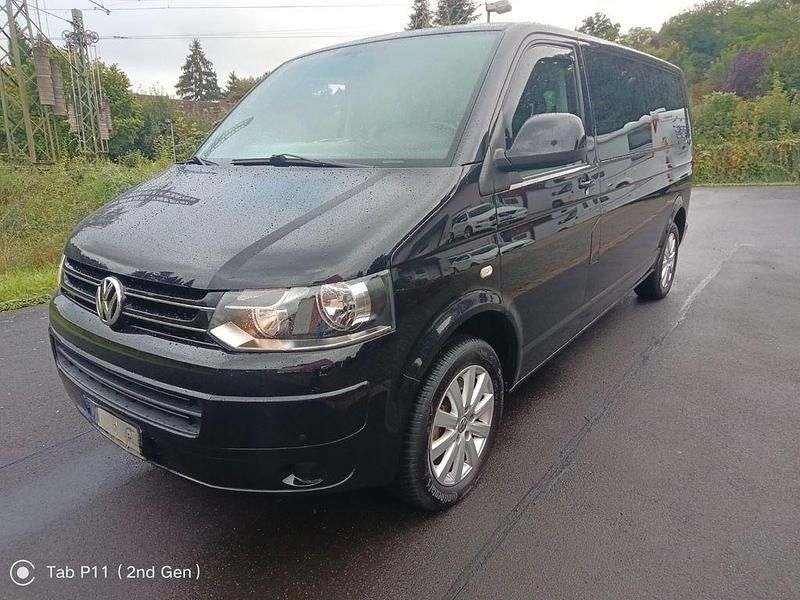 Schwarz Gebraucht 2013 VW T5 Van | 23.900 € (Teuer) - Bild 1/4