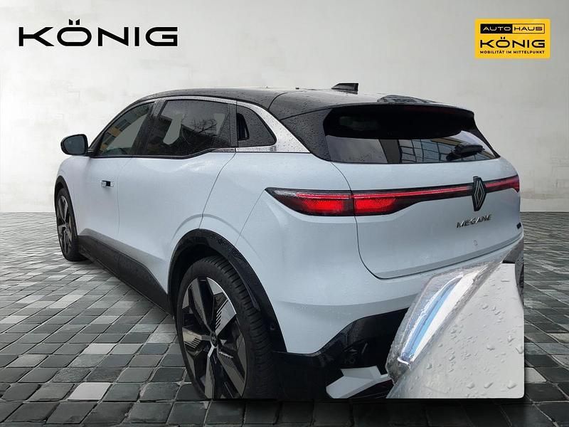 Second-hand Renault Megane E-Tech 2023 Alb Berlinǎ