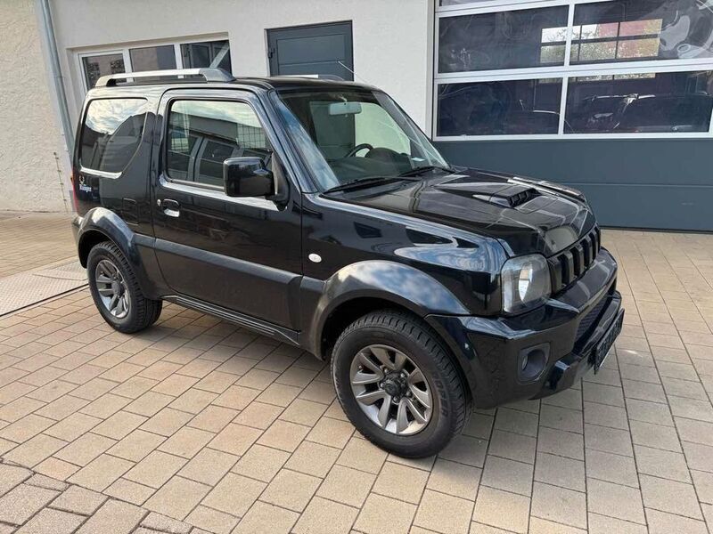 Schwarz Gebraucht 2017 Suzuki Jimny Style SUV | 19.100 € (Etwas zu teuer) - Bild 1/4