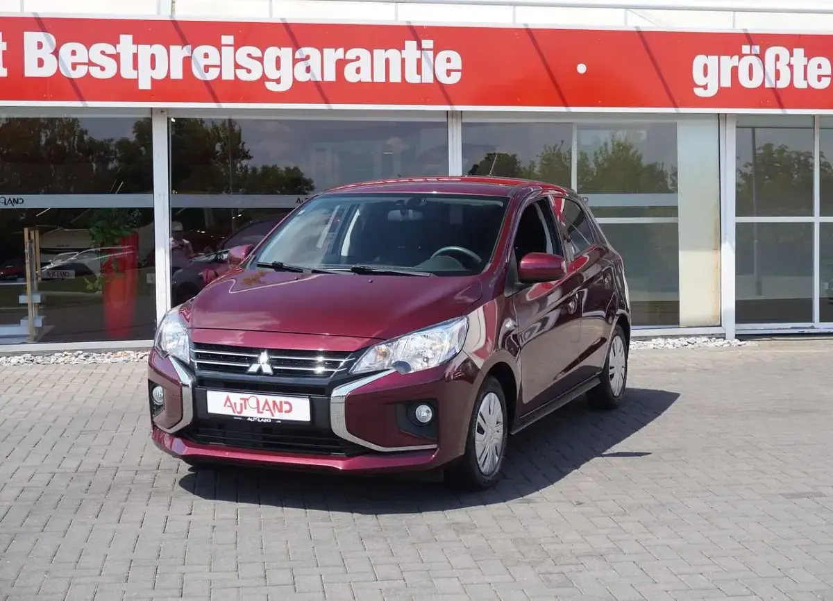 Gebraucht Mitsubishi Space Star Select 71 PS (52 kW) 2022 Rot Kleinwagen