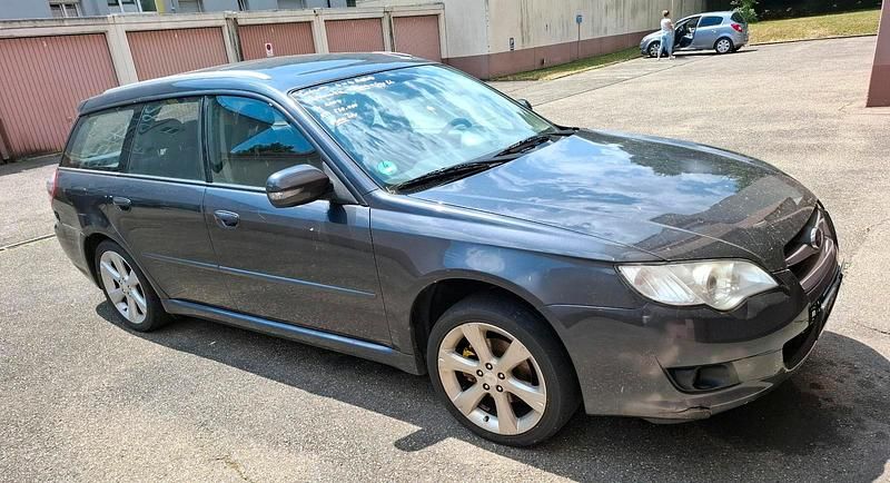 Grau Gebraucht 2008 Subaru Legacy Kombi | 1.900 € (Guter Preis) - Bild 1/4