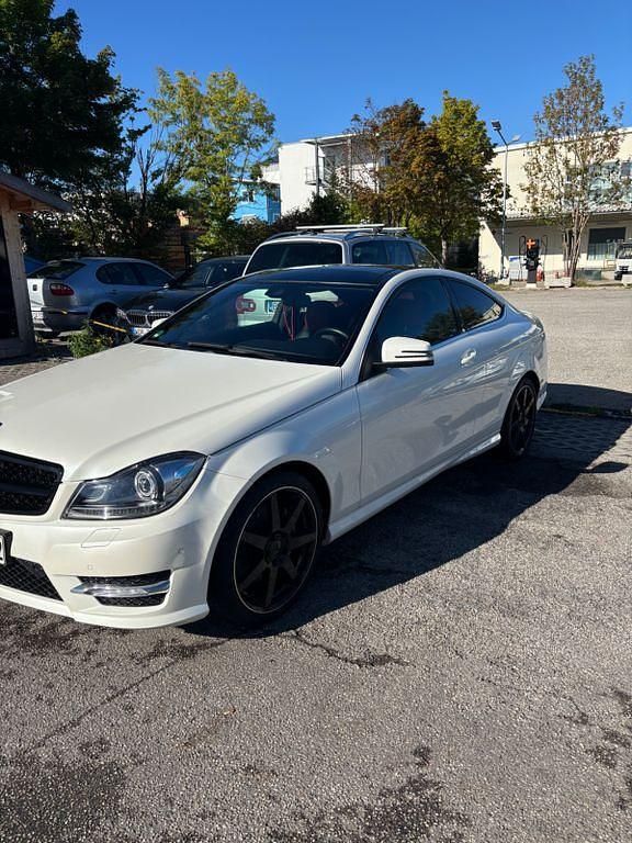 Gebraucht Mercedes C350 306 PS (225 kW) 2012 Weiß Coupé