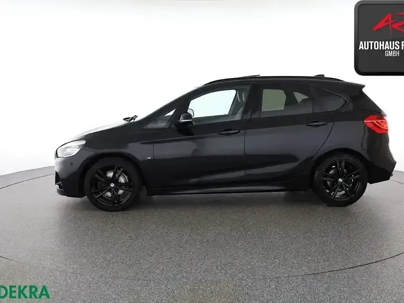 Gebraucht BMW 220 Active Tourer M Sport 190 PS (139 kW) 2018 Schwarz Van / Kleinbus