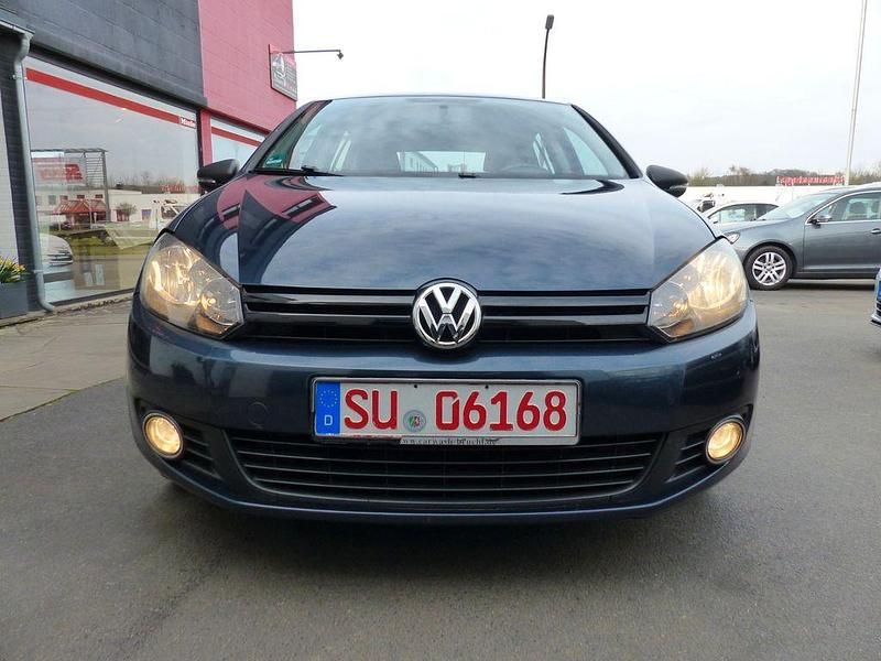Gebraucht VW Golf VI Trendline 102 PS (75 kW) 2009 Blau Kleinwagen