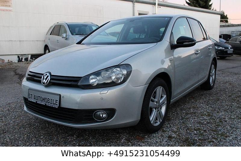 Gold Gebraucht 2012 VW Golf VI Match Limousine | 4.950 € (Guter Preis) - Bild 1/4