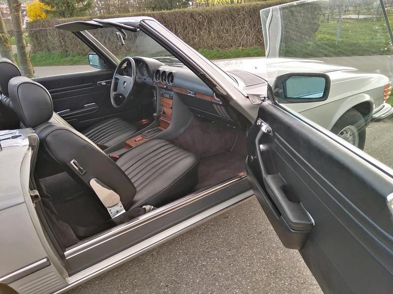 Gebraucht Mercedes SL280 185 PS (136 kW) 1981 Silber Cabrio