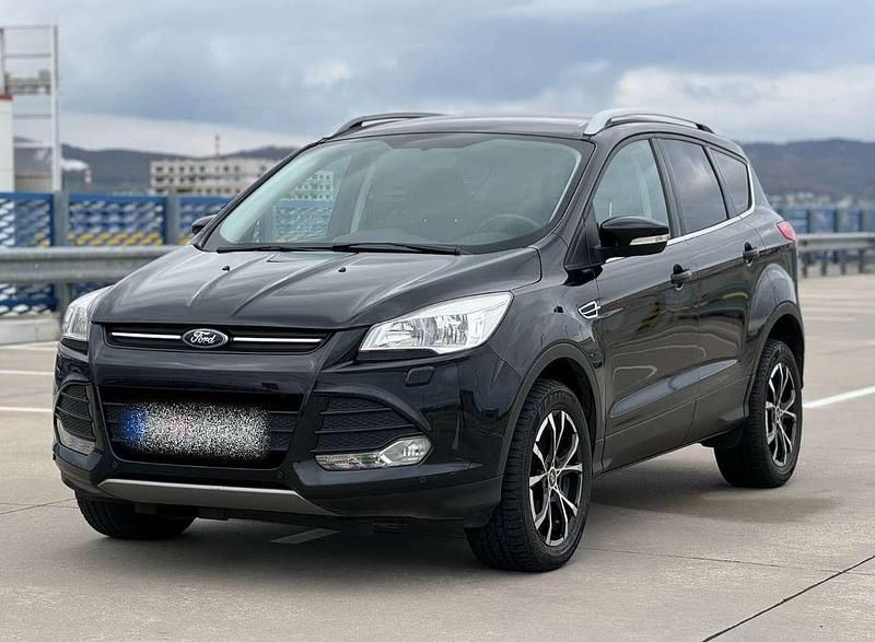 Gebraucht Ford Kuga Titanium 140 PS (102 kW) 2014 Schwarz SUV