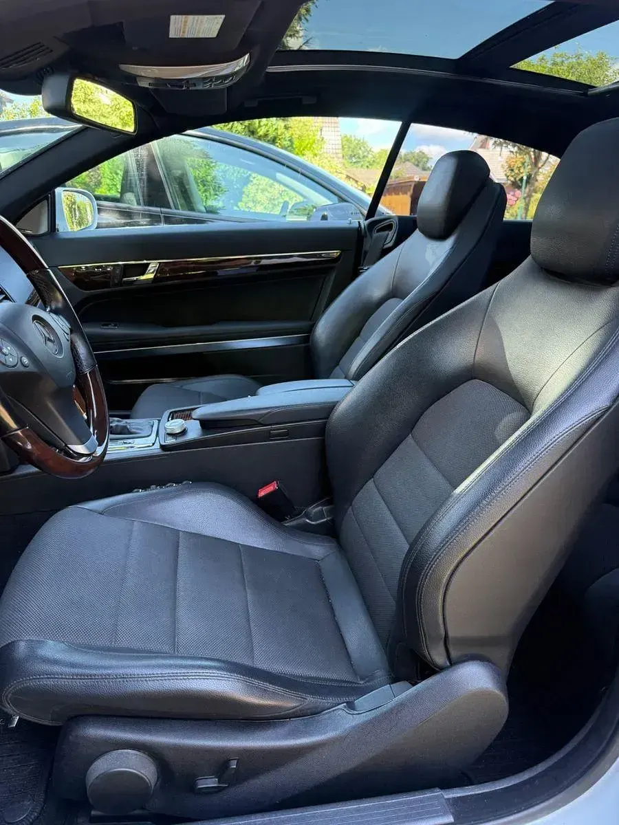 Gebraucht Mercedes E350 231 PS (169 kW) 2009 Silber Coupé