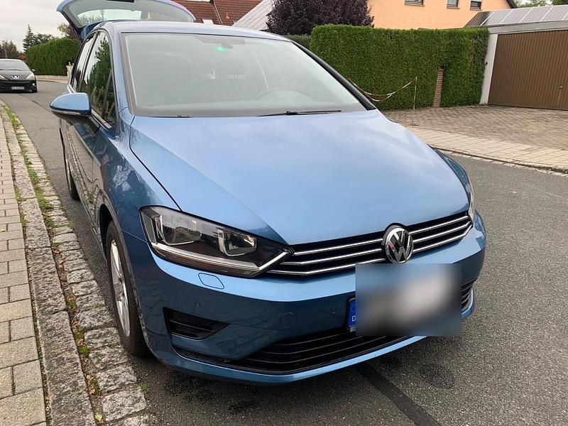 Blau Gebraucht 2014 VW Golf SUV | 11.000 € (Fairer Preis) - Bild 1/4