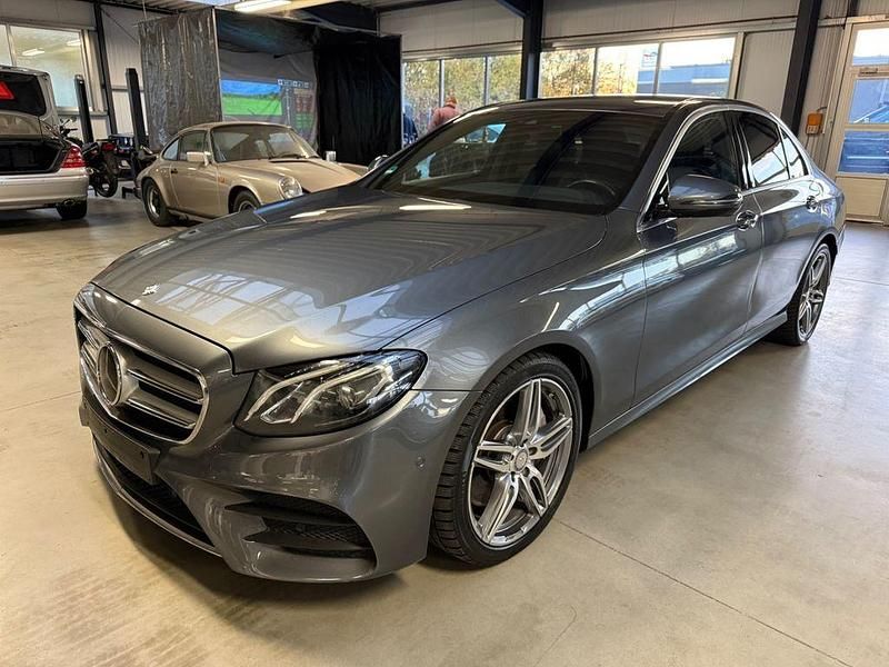 Gebraucht Mercedes E350 AMG 258 PS (189 kW) 2016 Grau Limousine