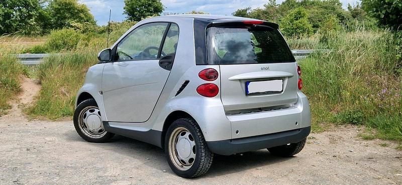 Silber Gebraucht 2008 Smart ForTwo Coupé Coupé | 6.500 € - Bild 1/4