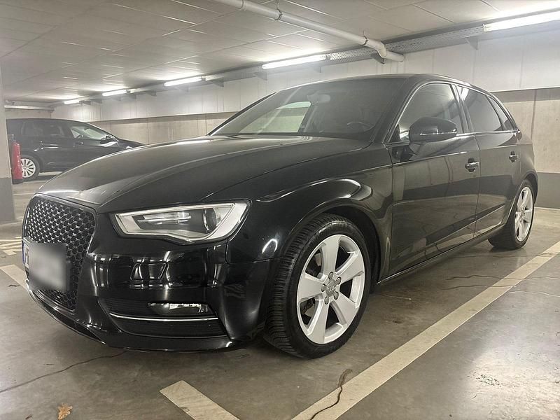 Schwarz Gebraucht 2013 Audi A3 Limousine | 11.500 € (Etwas zu teuer) - Bild 1/4
