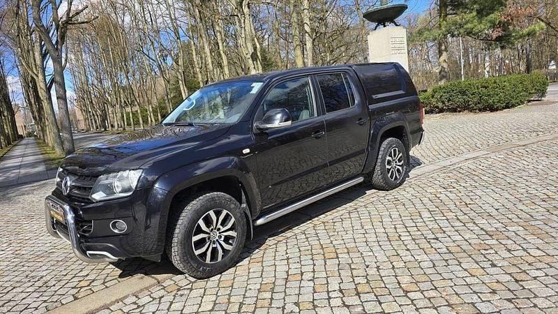 Gebraucht VW Amarok 163 PS (119 kW) 2011 Schwarz Pickup