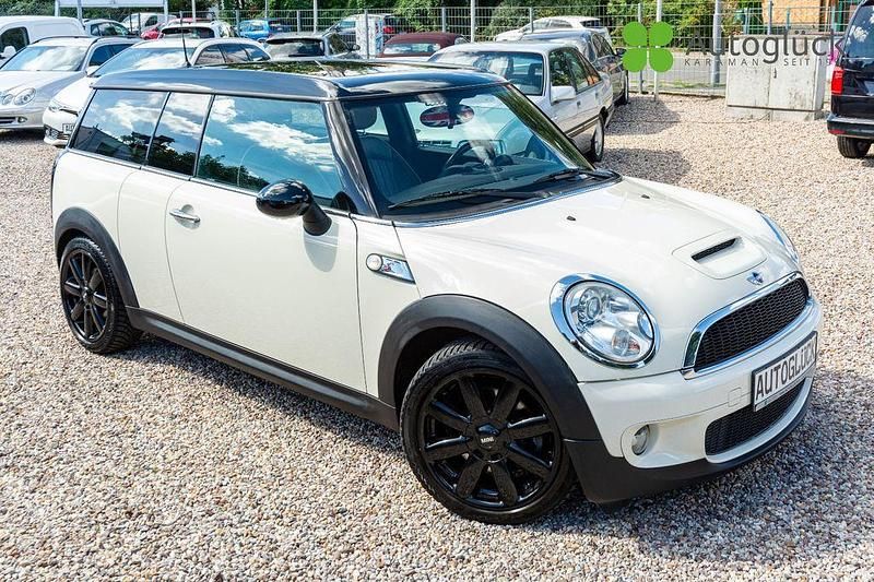 Weiß Gebraucht 2009 Mini Cooper S Clubman Kombi | 8.490 € (Fairer Preis) - Bild 1/4
