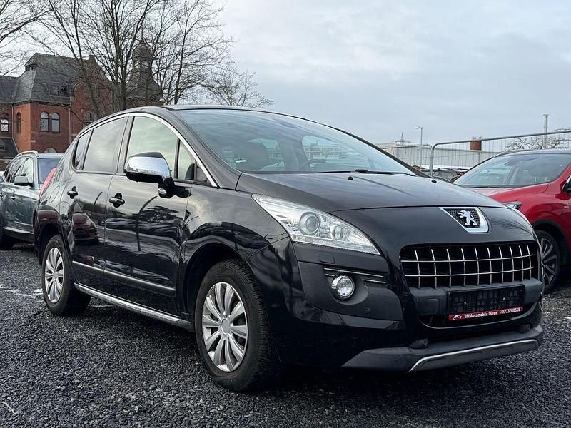 Schwarz Gebraucht 2010 Peugeot 3008 Platinum Limousine | 4.900 € (Etwas zu teuer) - Bild 1/4