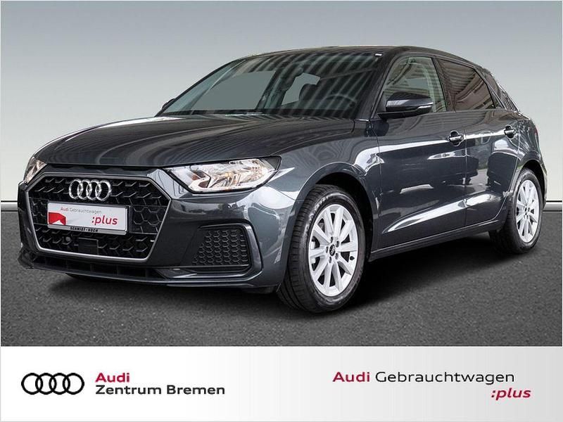 Grau Gebraucht 2025 Audi A1 Sportback Advanced Kleinwagen | 25.950 € (Etwas zu teuer) - Bild 1/4