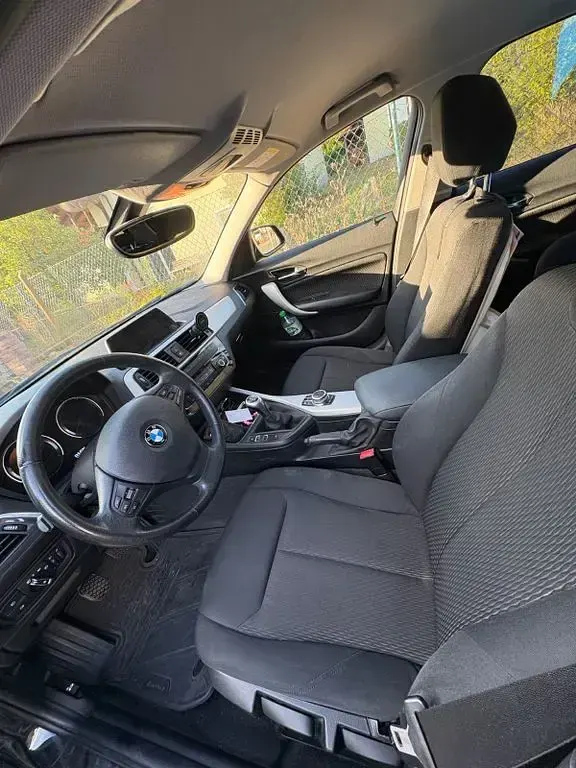 Gebraucht BMW 116 Advantage 116 PS (85 kW) 2018 Schwarz Kleinwagen