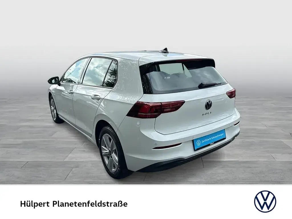 Gebraucht VW Golf VIII Life 116 PS (85 kW) 2025 Pure white Limousine