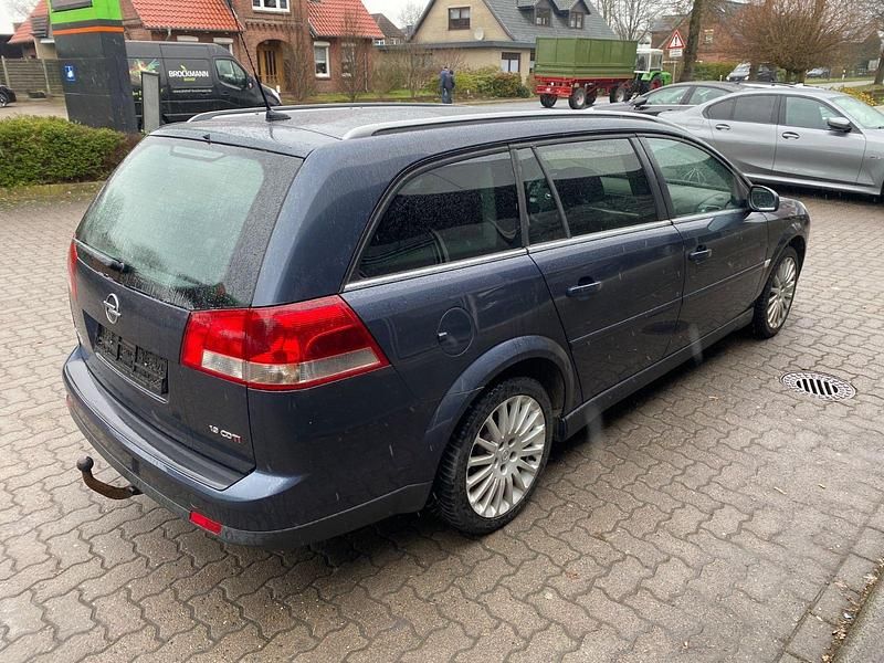 Gebraucht Opel Vectra Edition+ 150 PS (110 kW) 2008 Kombi