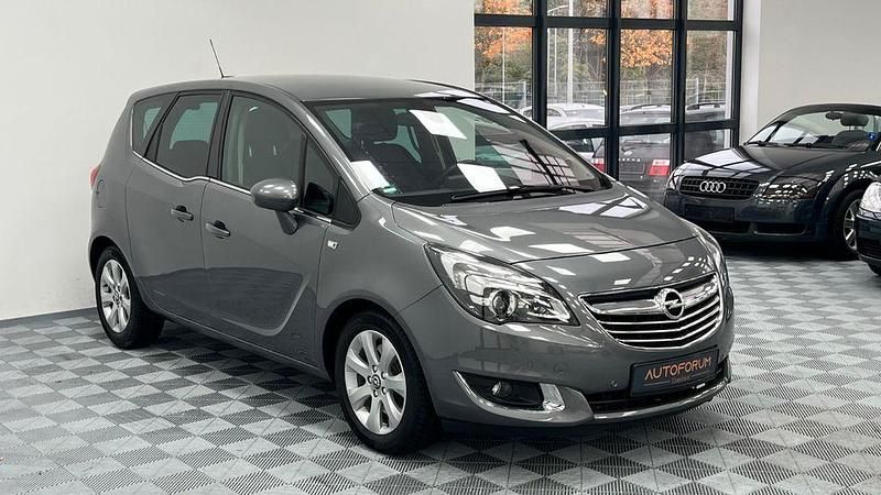 Grau Gebraucht 2016 Opel Meriva Innovation Van / Kleinbus | 11.690 € - Bild 1/4