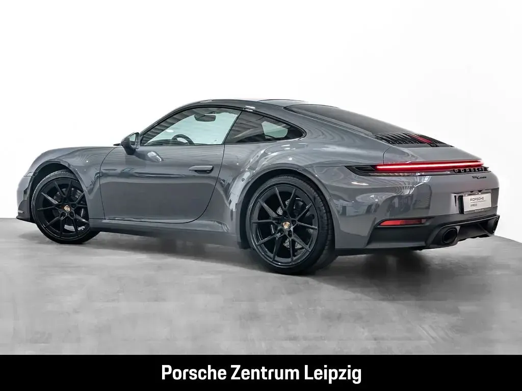 Gebraucht Porsche 992 394 PS (289 kW) 2024 Grau Coupé