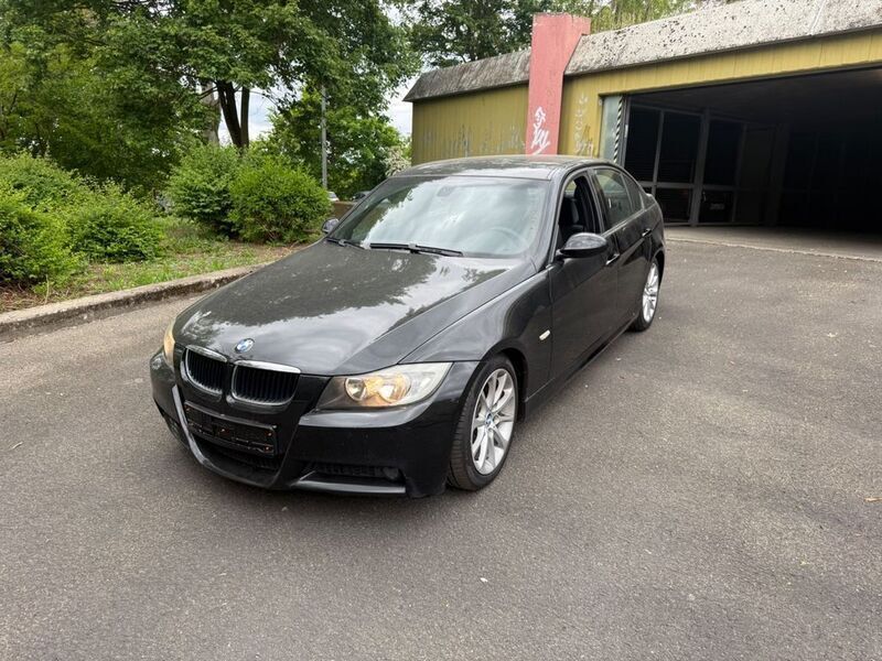 Schwarz Gebraucht 2006 BMW 320 M Sport Limousine | 5.800 € (Fairer Preis) - Bild 1/4