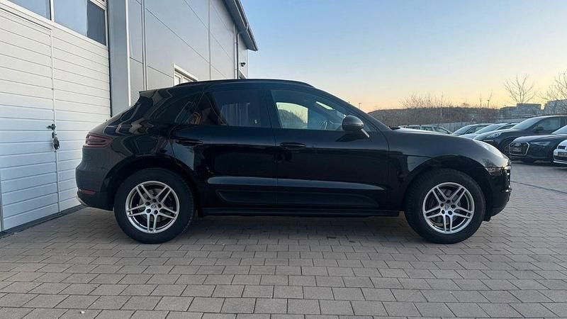 Gebraucht Porsche Macan 252 PS (185 kW) 2018 Schwarz SUV