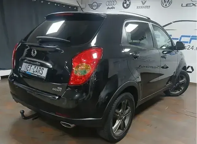 Gebraucht SsangYong Korando Sapphire 175 PS (128 kW) 2012 Schwarz SUV