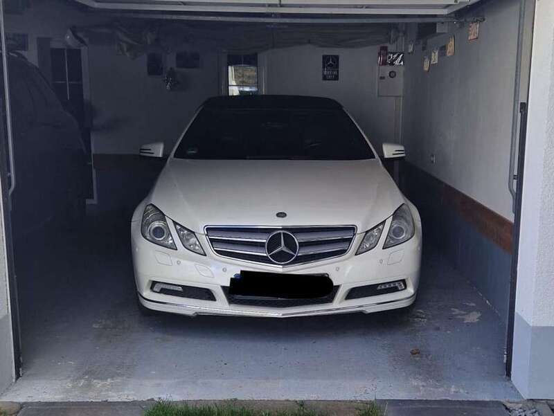 Weiß Gebraucht 2010 Mercedes E350 Elegance Cabrio | 9.800 € (Guter Preis) - Bild 1/4
