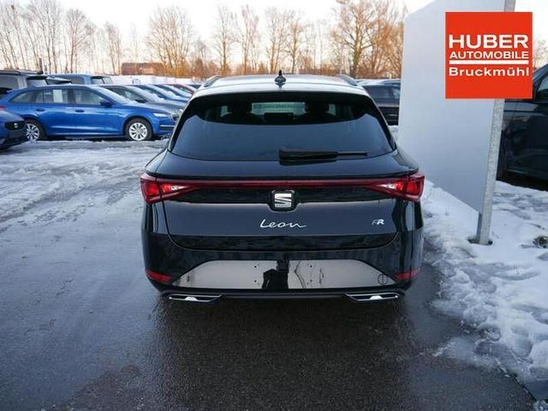 Neu Seat Leon FR 150 PS (110 kW) 2026 Midnight schwarz metallic Kombi