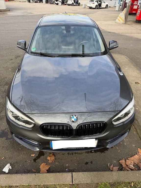 Gebraucht BMW 118 Sport Line 136 PS (100 kW) 2017 Grau Kleinwagen