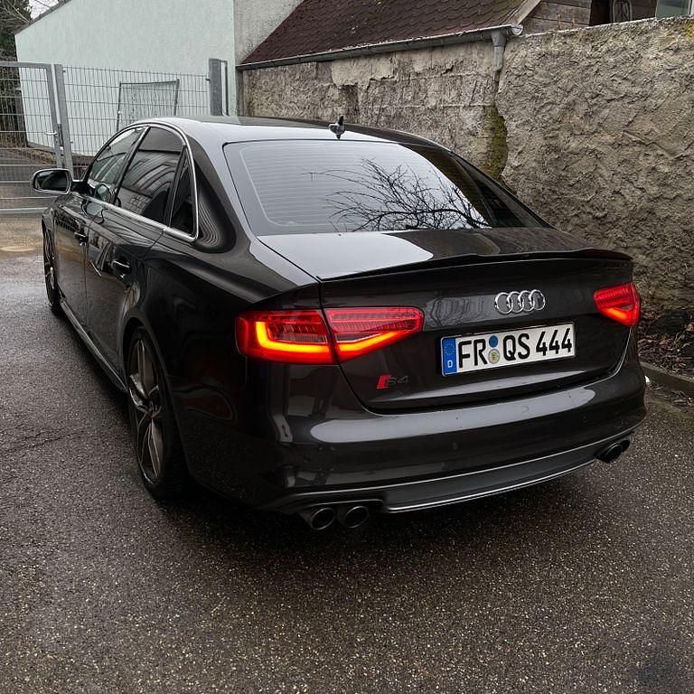 Gebraucht Audi S4 Design 333 PS (244 kW) 2012 Grau Limousine