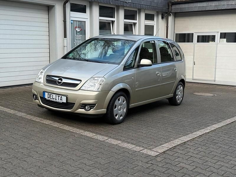 Gebraucht Opel Meriva 90 PS (66 kW) 2009 Gold Van / Kleinbus