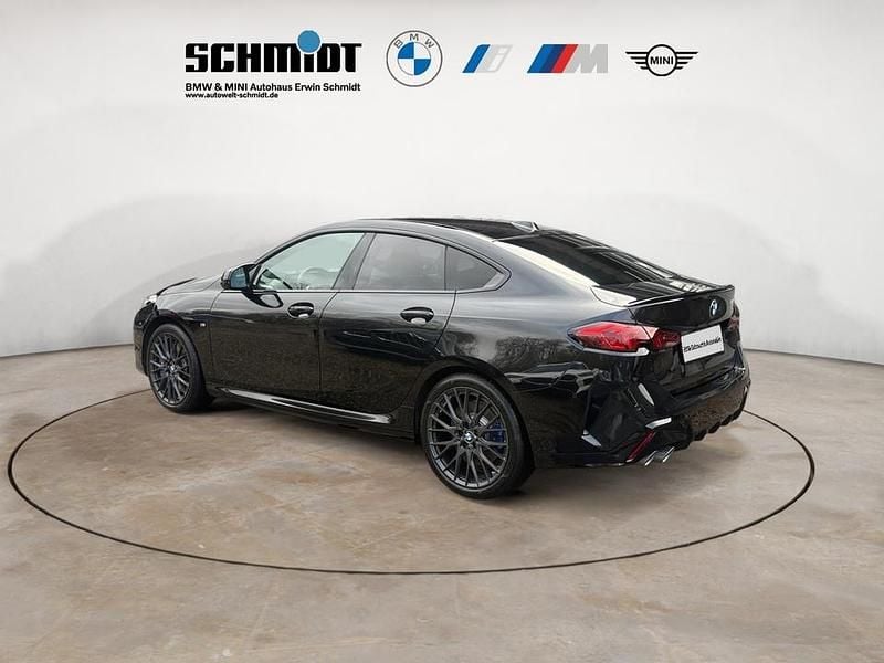 Używany BMW M235 Shadowline 300 KM (220 kW) 2025 Czarny Coupe