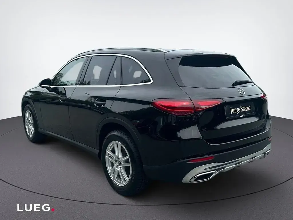 Gebraucht Mercedes GLC200 Avantgarde 204 PS (150 kW) 2024 Schwarz SUV