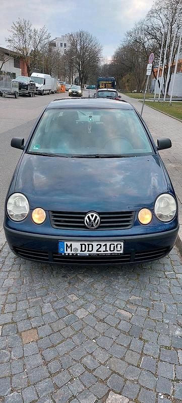 Gebraucht VW Polo 64 PS (47 kW) 2002 Blau Kleinwagen