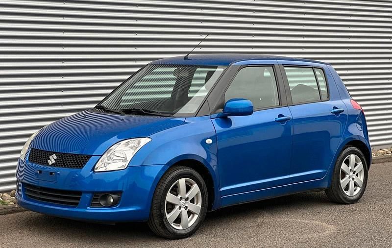 Blau Gebraucht 2008 Suzuki Swift Kleinwagen | 2.900 € (Fairer Preis) - Bild 1/4