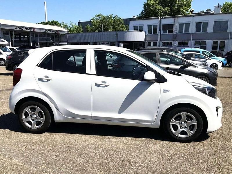 Gebraucht Kia Picanto Edition 7 84 PS (61 kW) 2018 Schneeweiß Kleinwagen