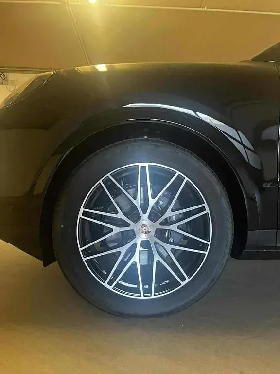 Neu Porsche Cayenne 354 PS (260 kW) 2026 Schwarz SUV