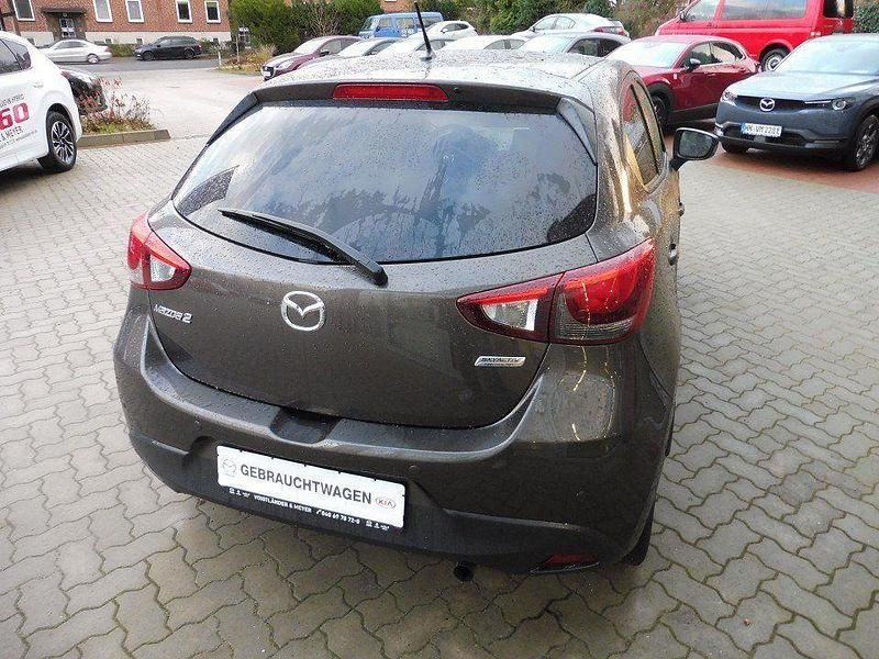 Gebraucht Mazda 2 Exclusive 90 PS (66 kW) 2015 Grau Limousine