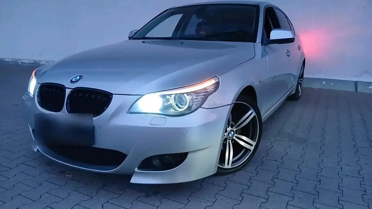 Gebraucht BMW 520 177 PS (130 kW) 2010 Grau Limousine