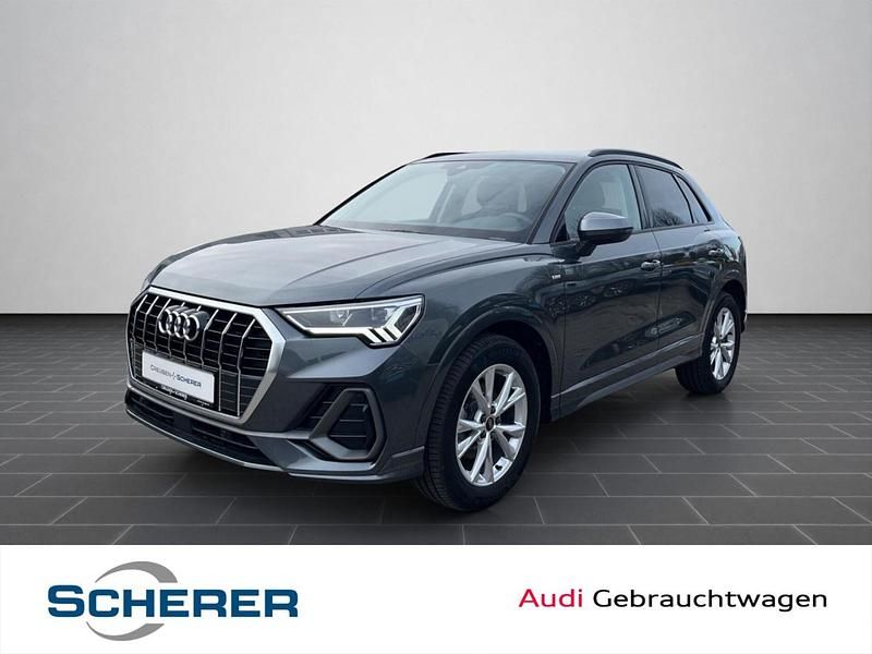 Gebraucht Audi Q3 Ambiente 150 PS (110 kW) 2025 Daytonagrau perleffekt (metallic) SUV