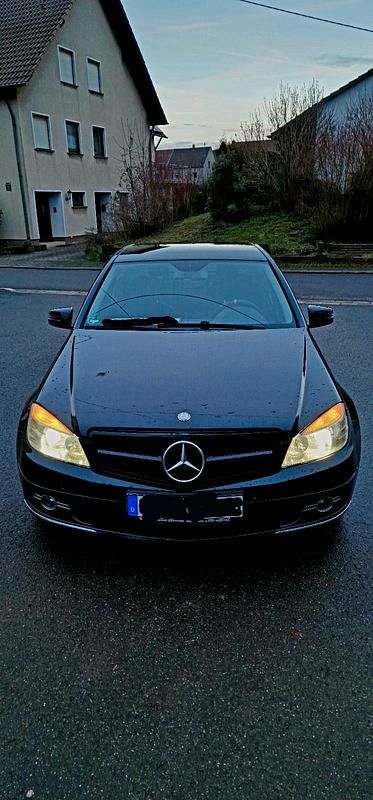Schwarz Gebraucht 2007 Mercedes C280 Avantgarde Limousine | 6.400 € (Guter Preis) - Bild 1/4