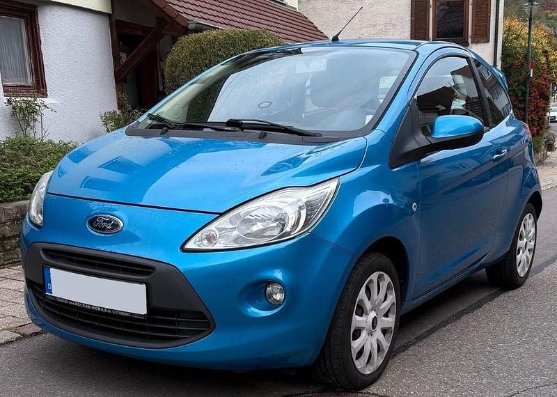 Blau Gebraucht 2010 Ford Ka Titanium Kleinwagen | 2.450 € (Fairer Preis) - Bild 1/4