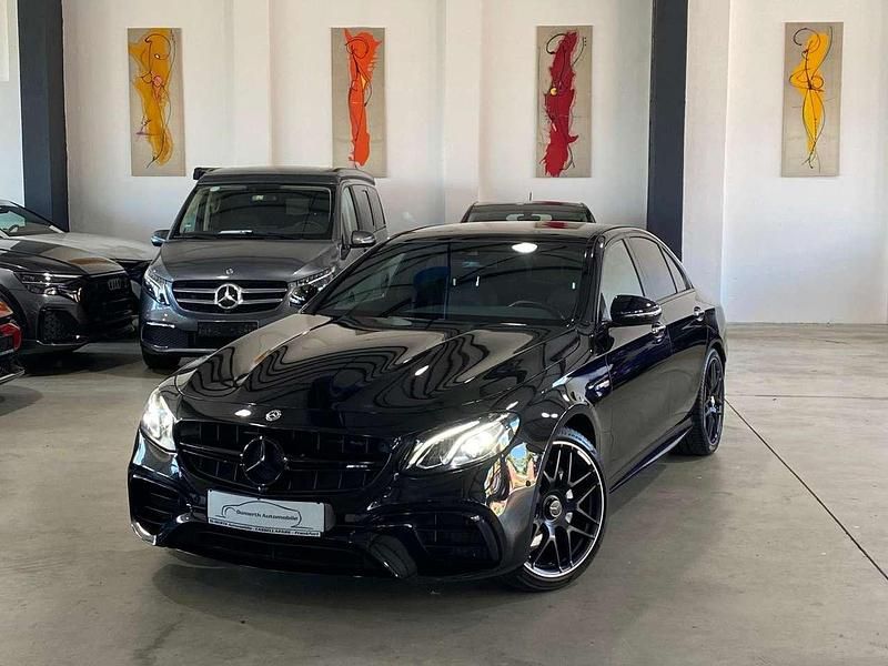 Schwarz Gebraucht 2020 Mercedes E63 AMG AMG Limousine | 59.900 € (Fairer Preis) - Bild 1/4