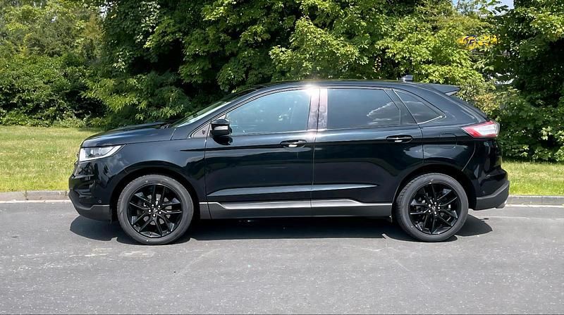 Gebraucht Ford Edge Titanium 209 PS (153 kW) 2016 Schwarz SUV
