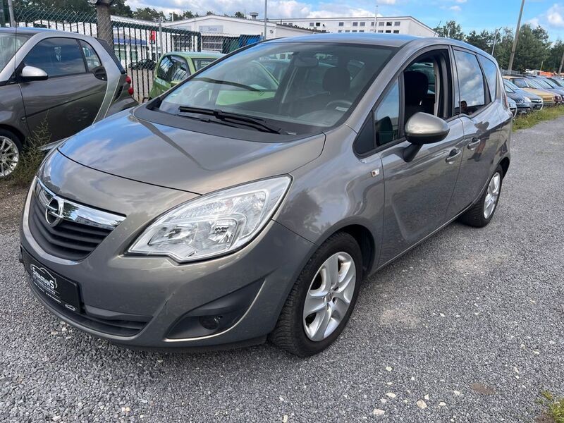 Gebraucht Opel Meriva 120 PS (88 kW) 2011 Silber Van / Kleinbus